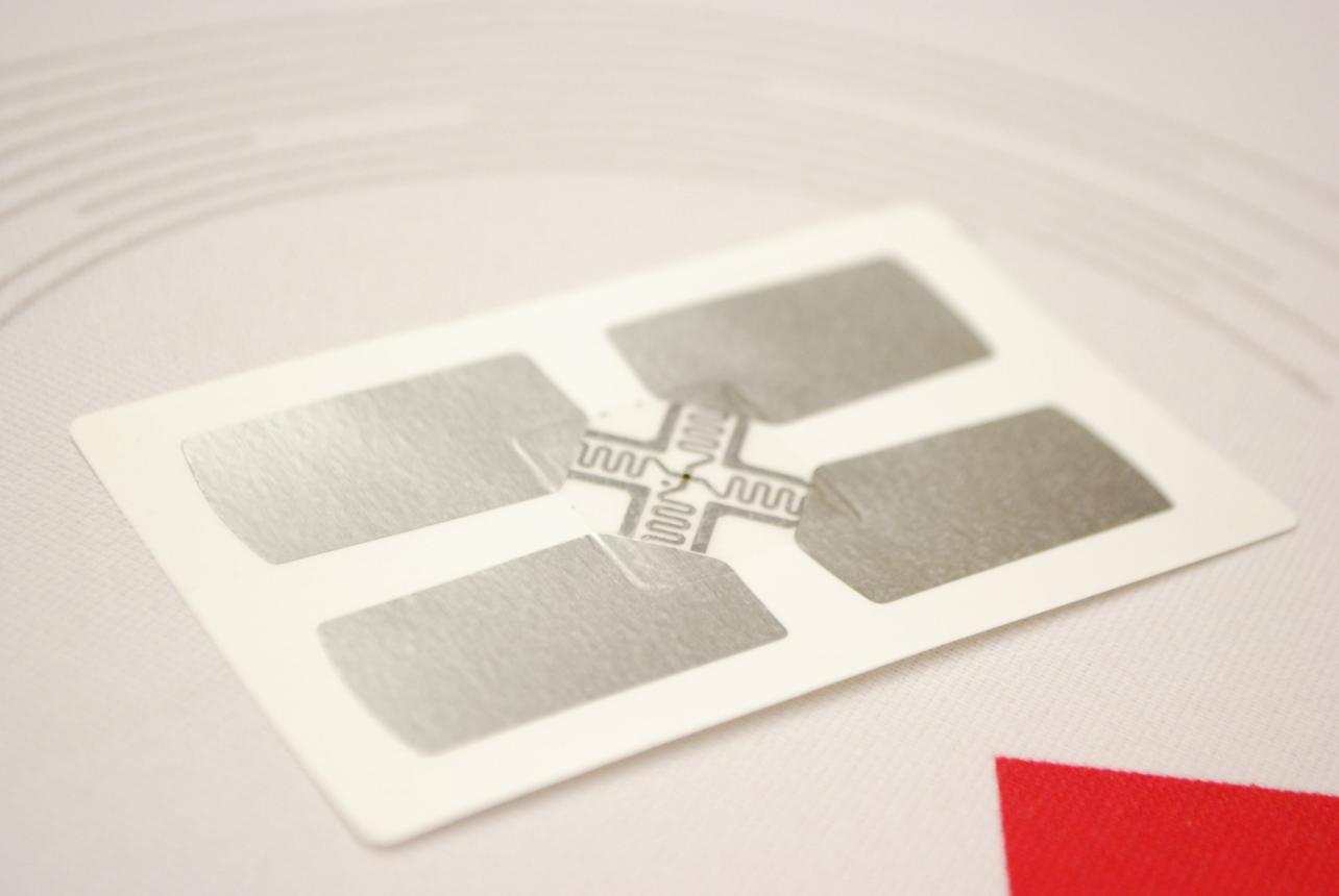 RFID Label Glass Bottles and Liquid Packaging